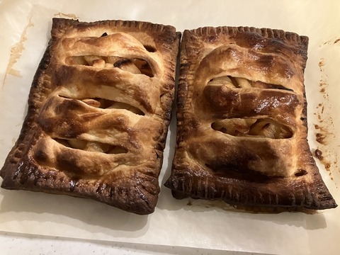 4AEEDE79-FB24-4E89-A8AD-C2E98F045003