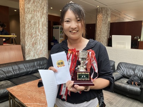 DAF1EFAE-B7E6-47F1-BB15-261C39B3E004