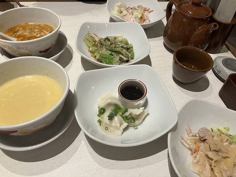 4DA412C5-832A-4E25-8E02-97AA49B1A9CE