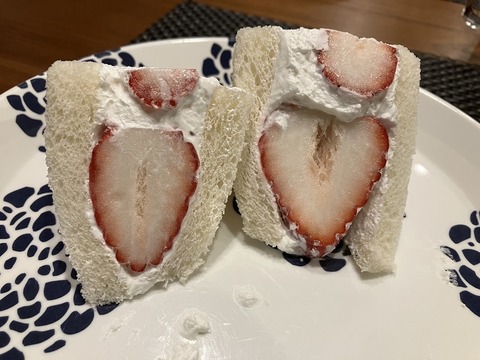 98BDB446-83D9-491A-97A0-7873A815F9D6