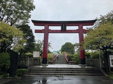 EACD71A2-3F4C-4B86-80B9-4C456BD17249