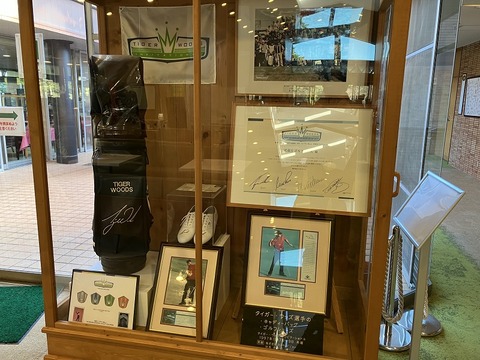 FCEBF9B6-BCED-43E7-9D77-AEF16593BADE