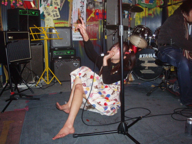 りでる08 01 24 高円寺 無力無善寺 Blue Bird S Land