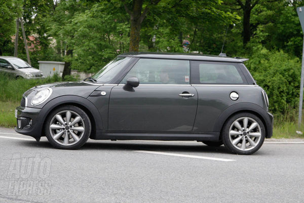 car_photo_374578_25
