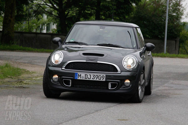 car_photo_374572_25