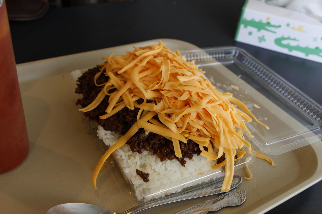 キングタコス金武本店 元祖タコライス パーラー千里 の味を引き継ぐお店 Under Water Sometimes Above Ground