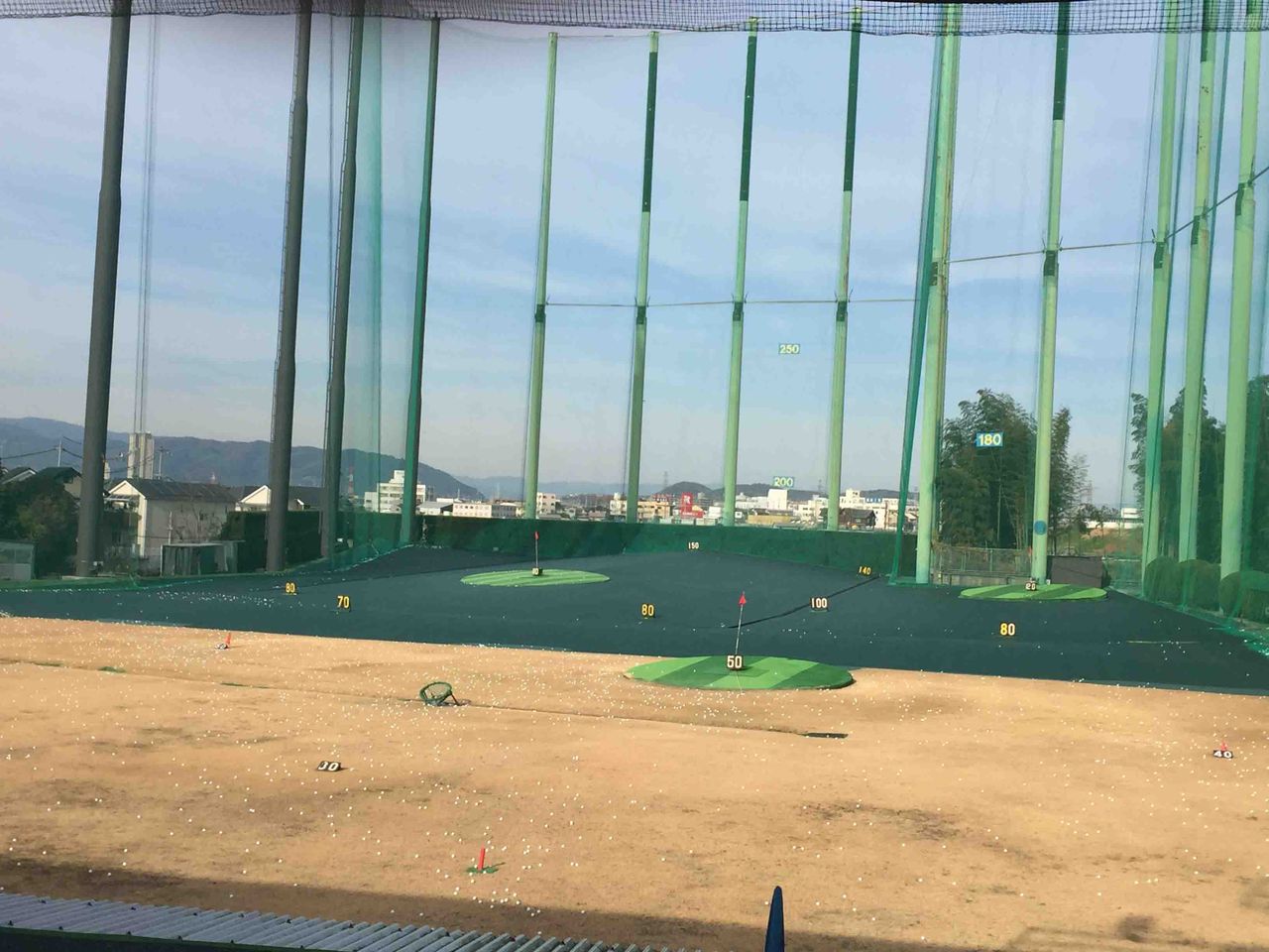 17年1月7日土曜日 枚方バイパスゴルフ ドライバーだけの練習に飽きてきた 四十路の趣味 ゴルフビギナーの日記