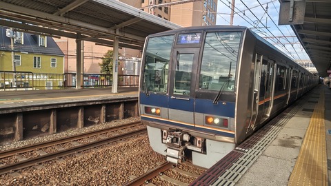 260413065552553IF_1_BURST260413065552553_COVER~2