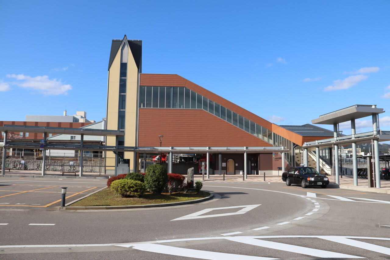 レッドボーイのたびてつブログ あいの風とやま鉄道石動駅訪問Part4/令和3年11月7日訪問 レッドボーイのたびてつブログ あいの風とやま鉄道石動駅訪問Part4/令和3年11月7日訪問