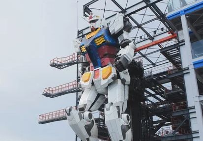 横浜の実物ガンダムの赤字が32億円！？