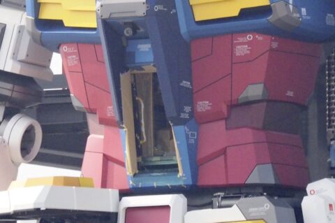 【ガンダム】なぜMSのコックピットハッチは正面に付いてる事が多いのか