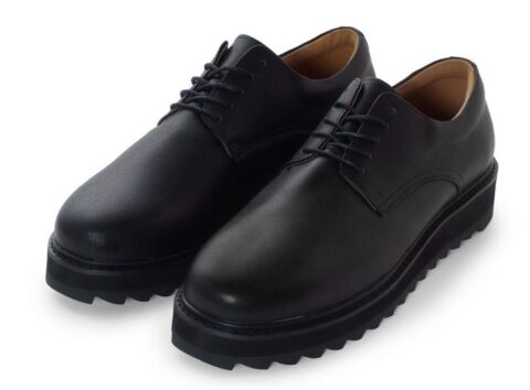 カメラマン向けシューズ「ガイア」「マッシュ」「オルテガ」発売！ …タイアップ商品じゃないのかよ！