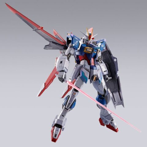 「METAL BUILDフォースインパルスガンダム」胸部の彩色はアレンジ？