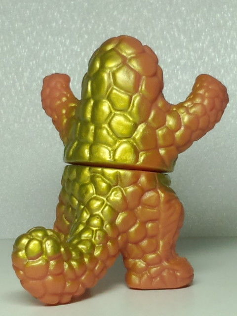パチモン怪獣ソフビ「黄土怪獣（シュガロン似）」 : 怪獣バイパス