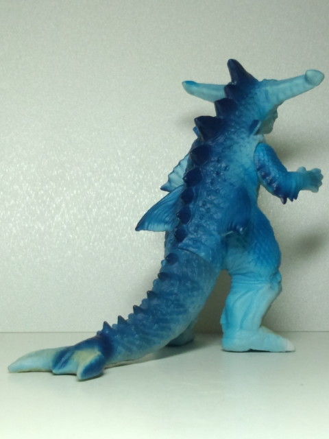 バンダイソフビ「ラゴラス」 : 怪獣バイパス