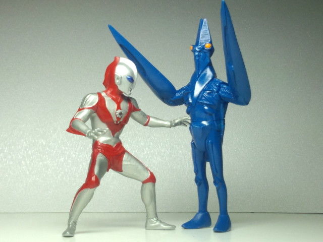 ビッグウルトラマン「パワードバルタン星人」 : 怪獣バイパス