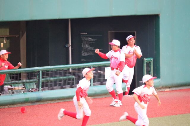 LINE_ALBUM_20251018市学童大会vs南町ブルーシャークス_251022_200