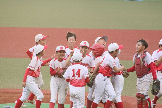 LINE_ALBUM_20251018市学童大会vs南町ブルーシャークス_251022_444