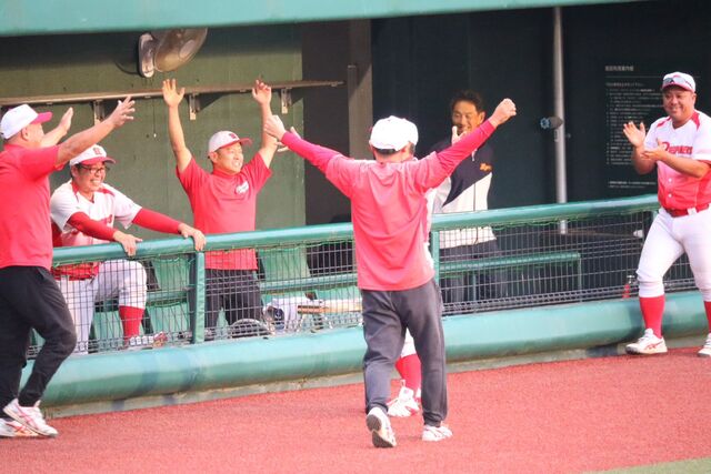 LINE_ALBUM_20251018市学童大会vs南町ブルーシャークス_251022_198