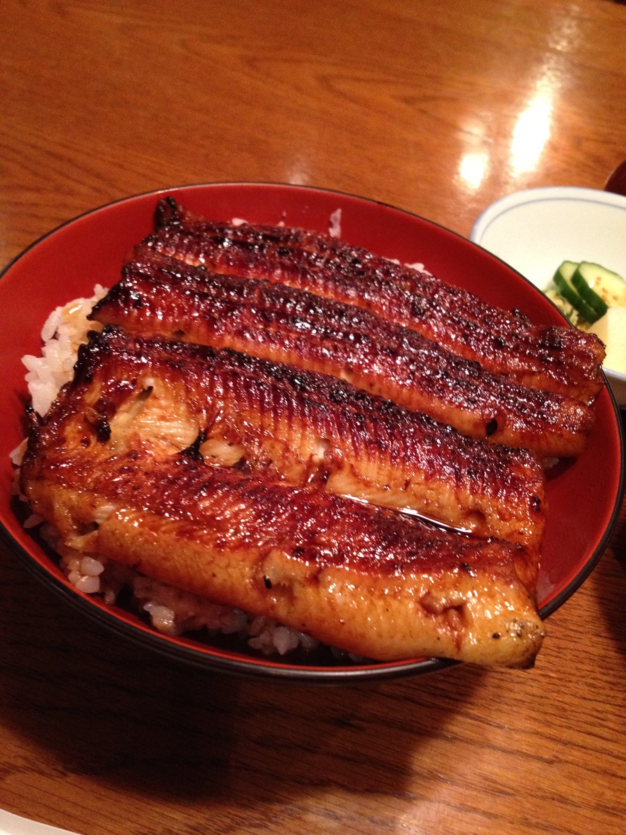 吉寅 よしとら 堺筋本町 大正11年創業の老舗 ふわふわの江戸焼き鰻を堪能 ゆうのスイーツ グルメ日記 吉寅 よしとら 堺筋本町 大正11年創業の老舗 ふわふわの江戸焼き鰻を堪能 ゆうのスイーツ グルメ日記