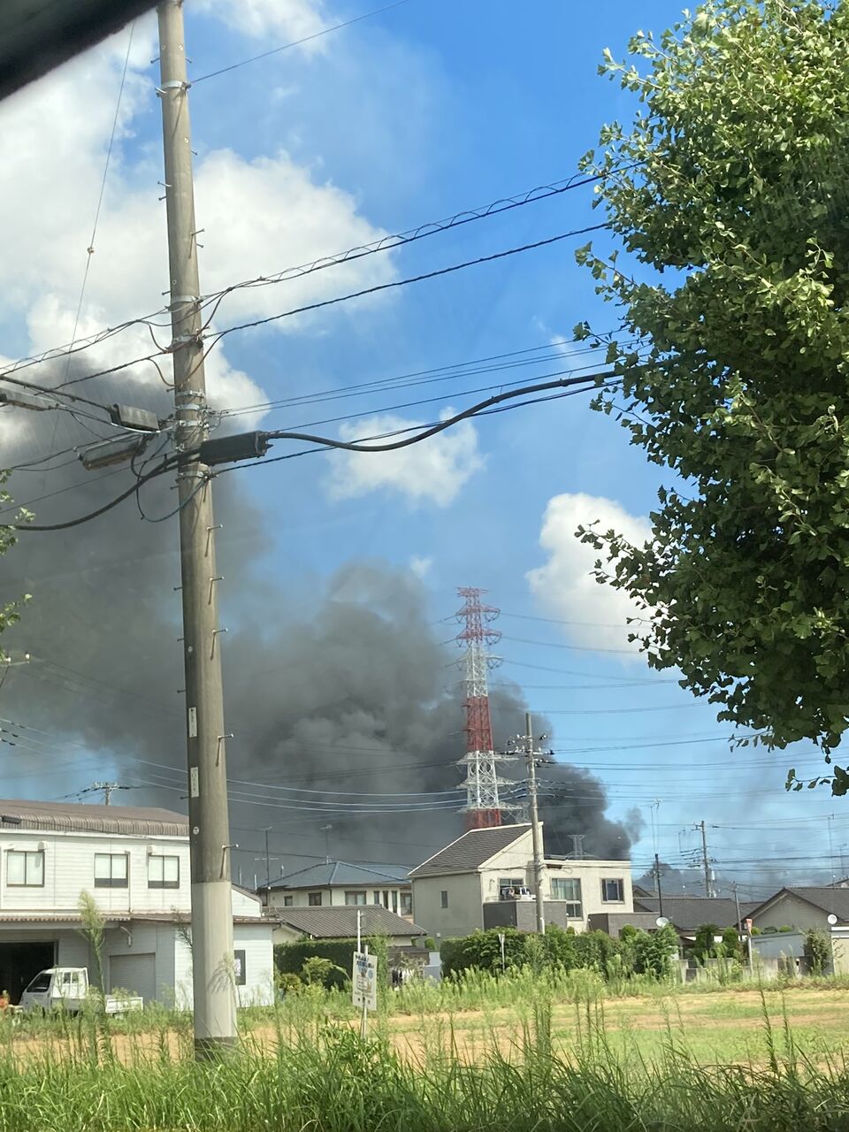 【火事情報】茨城県神栖市東深芝 中国木材鹿島工場付近から黒煙あがる火災 一時周辺道路に煙拡散運転注意8月26日 #茨城 #神栖 #火災 ...