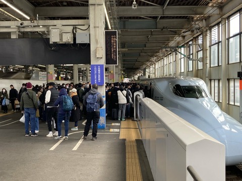 eTVM3n1ueznPkl16-MyL_Tfvi