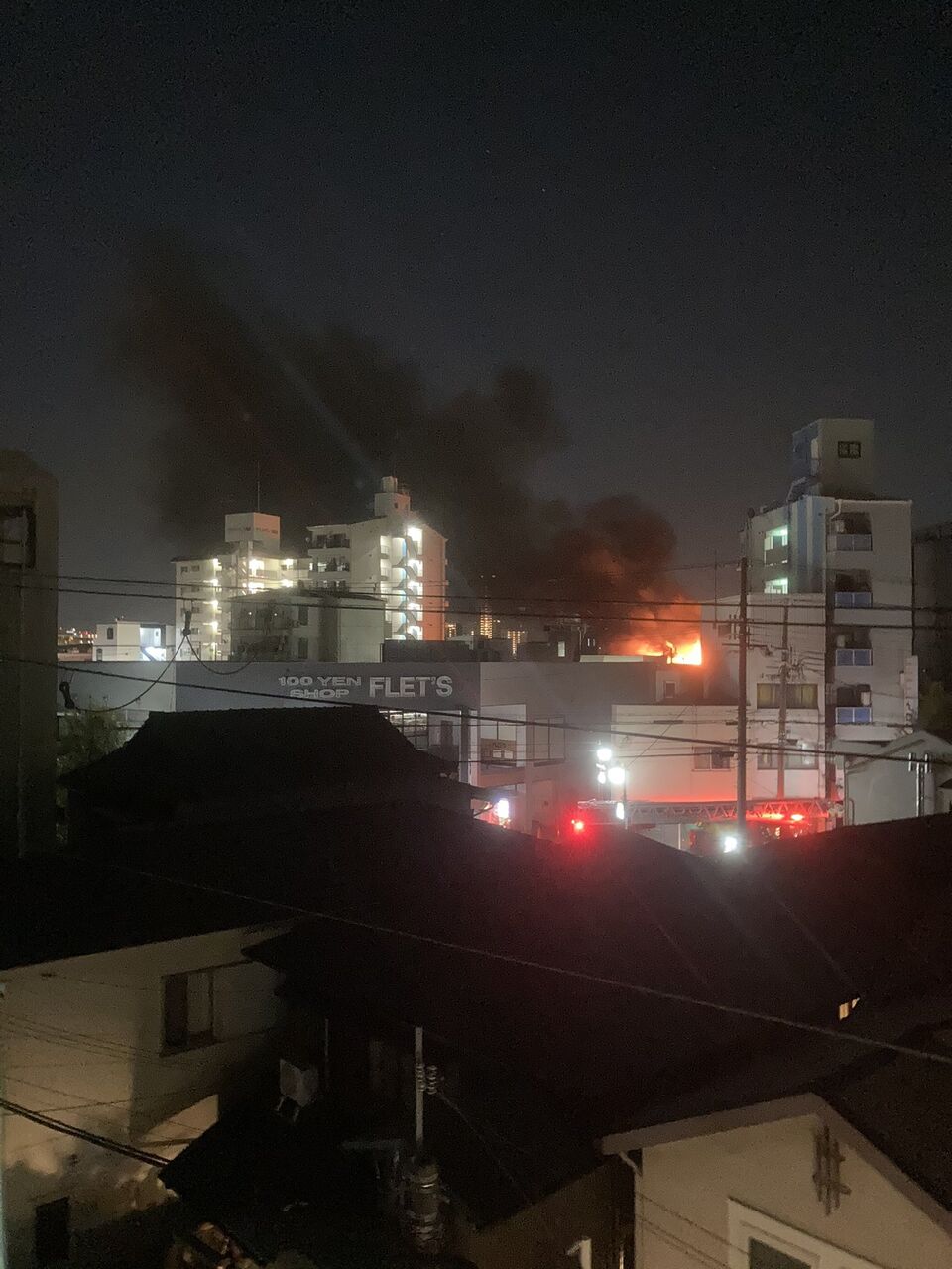 火事情報まとめ 大阪府大阪市西淀川区姫島1丁目 阪神本線 姫島駅近辺 建物で火の手あがる激しい火災11月4日 大阪 事件事故 災害速報ニュース 火事情報まとめ 大阪府大阪市西淀川区姫島1丁目 阪神本線 姫島駅近辺 建物で火の手あがる激しい火災11月4日 大阪 事件事故 災害速報ニュース