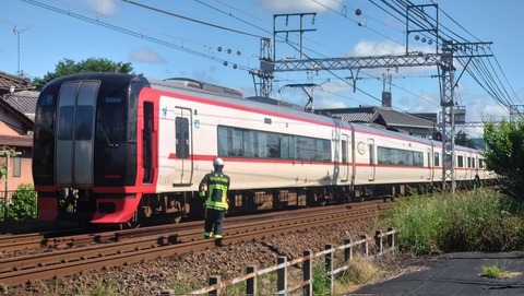 AvaKwPK-nMYFwL-TNV_lbWg