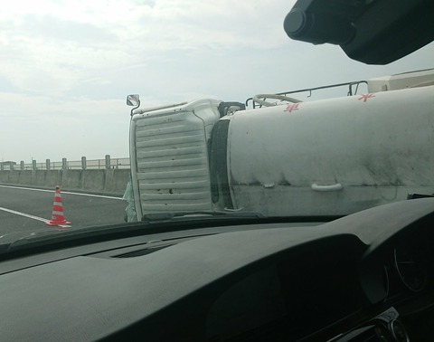 wvomhCOugy-Xl5I8Oh3TfC