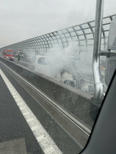 lNS8cKUrDQkp51Tgr5Khgua