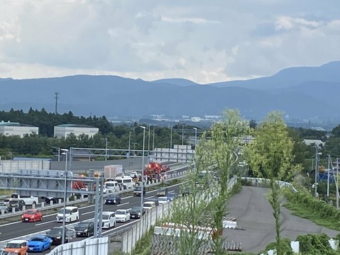 I0sB_QbvuvvEfpuApNbc