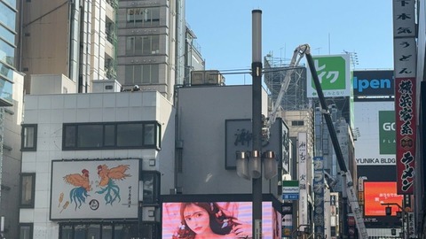 xc208yBGjWr1qpaJ-kOnoC4Q1E7nHO