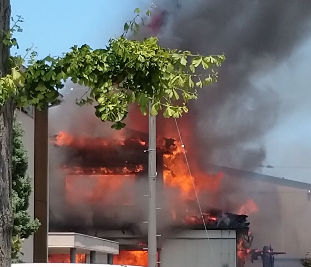 火事情報まとめ 新潟県新潟市東区東明3丁目付近から黒煙あがる火災6月26日 新潟 事件事故 災害速報ニュース 火事情報まとめ 新潟県新潟市東区東明3丁目付近から黒煙あがる火災6月26日 新潟 事件事故 災害速報ニュース