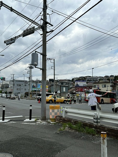 tsU6SW3wSndLKZRZR71fxY