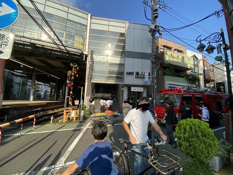 Yd63MeolUNO21EJLc6ITP_A