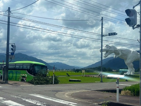 6jnIhqCKsgyWW6w0ztrpxWE-