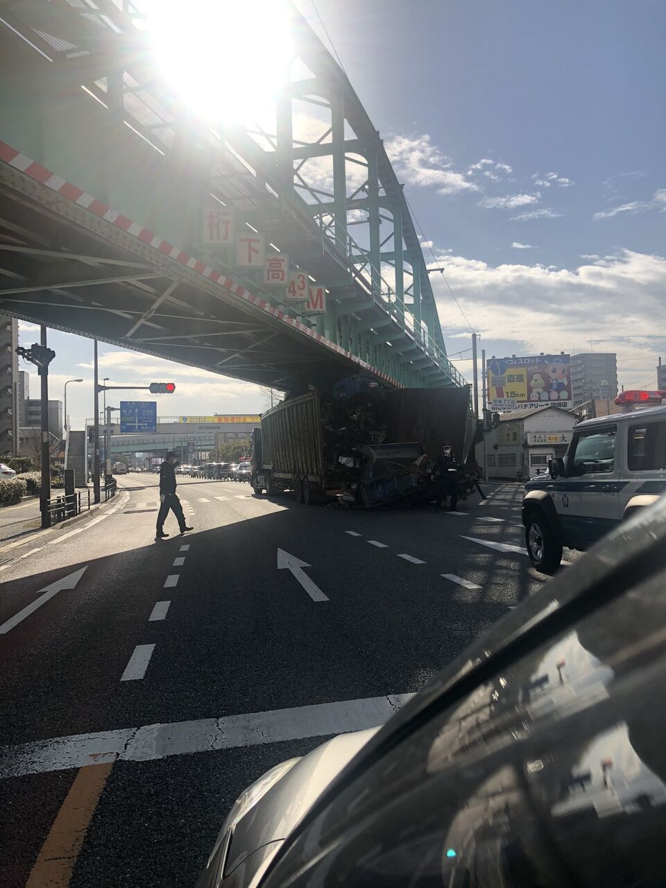 渋滞情報 国道3号 福岡県福岡市東区箱崎7丁目 貝塚病院付近高架にトラック衝突事故で渋滞12月29日 福岡 事件事故 災害速報ニュース 渋滞情報 国道3号 福岡県福岡市東区箱崎7丁目 貝塚病院付近高架にトラック衝突事故で渋滞12月29日 福岡 事件事故 災害速報ニュース