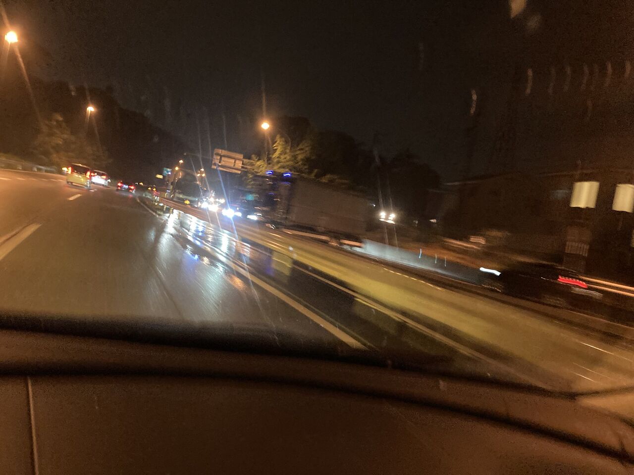 現場の様子 交通情報 国道1号線 磐田バイパス 静岡県磐田市三ヶ野インター付近 トラック車線塞ぐ多重事故で渋滞9 6 静岡 事件事故 災害速報ニュース 現場の様子 交通情報 国道1号線 磐田バイパス 静岡県磐田市三ヶ野インター付近 トラック車線塞ぐ多重事故で渋滞9 6 静岡 事件事故 災害速報ニュース