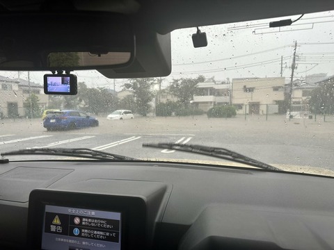 YiH7lIhUlikU81kSdce4llx9