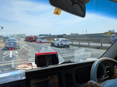 BgIFgYJGVIVv8u0nVJvw8B2FauAYMF4jOP5zFJAV4i6hAUrTw==