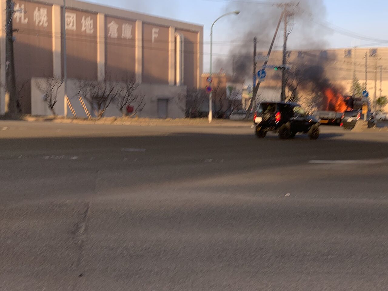 火事情報まとめ 交通情報 北海道札幌市白石区流通センター1丁目付近火の手あがる車両火災事故で周辺道路渋滞4 2 札幌 事件事故 災害速報ニュース