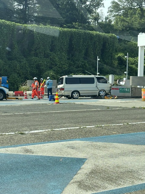 rB1VOTFyErE3zFglPqg==