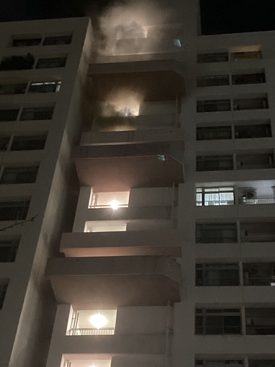 火事情報まとめ 大阪府大阪市城東区森之宮付近の団地で火の手あがる火災12月日 大阪 事件事故 災害速報ニュース