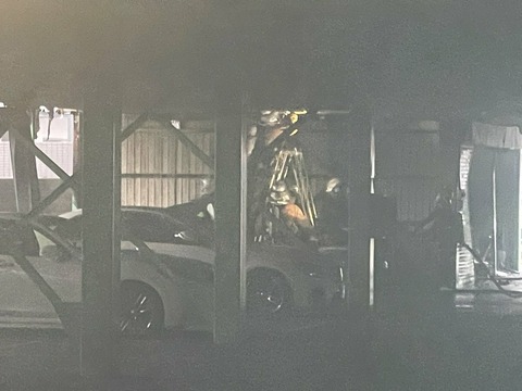 j5C_vkJhXLAkg_StkdMS