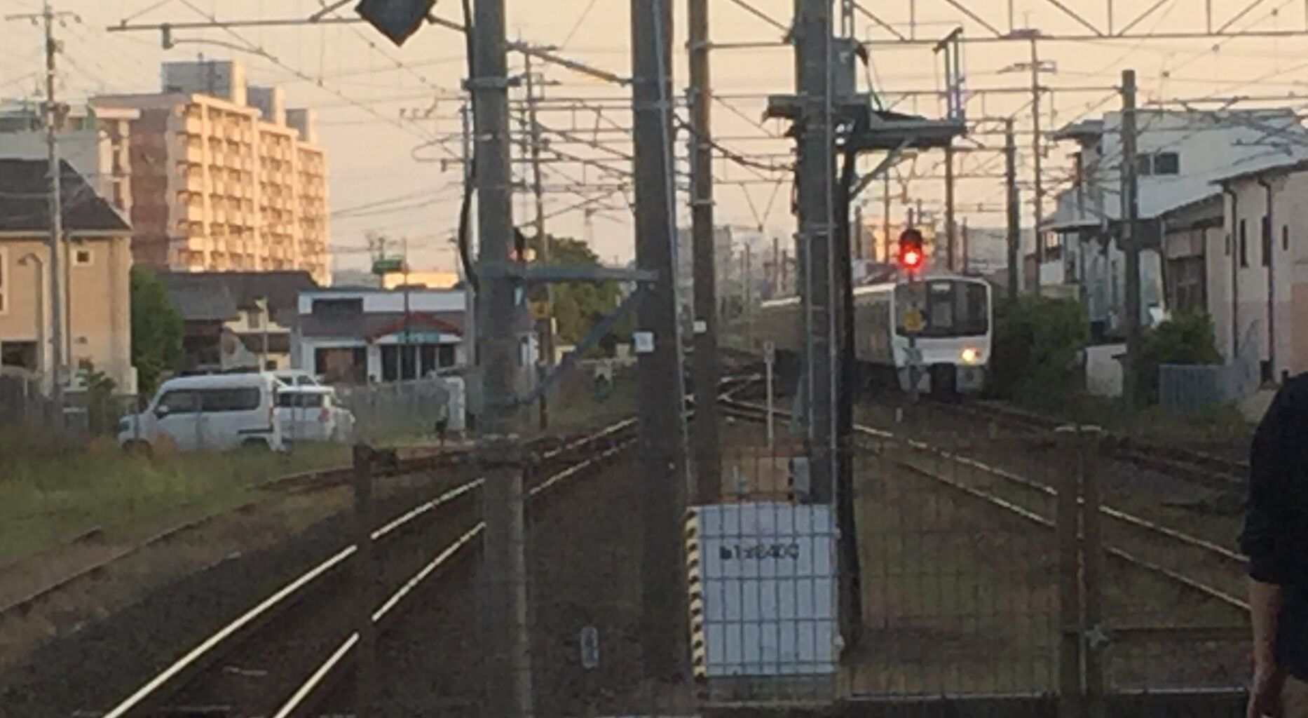 現場の様子 電車と自転車が接触した 鹿児島本線 古賀駅付近で安全確認により遅延4月30日 福岡 事件事故 災害速報ニュース