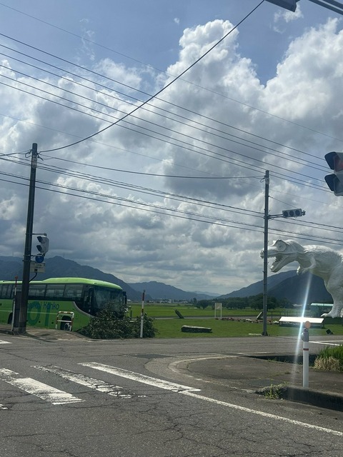 gM2Oa0UTqTvUQ1IxzMwvcTkZ4oN