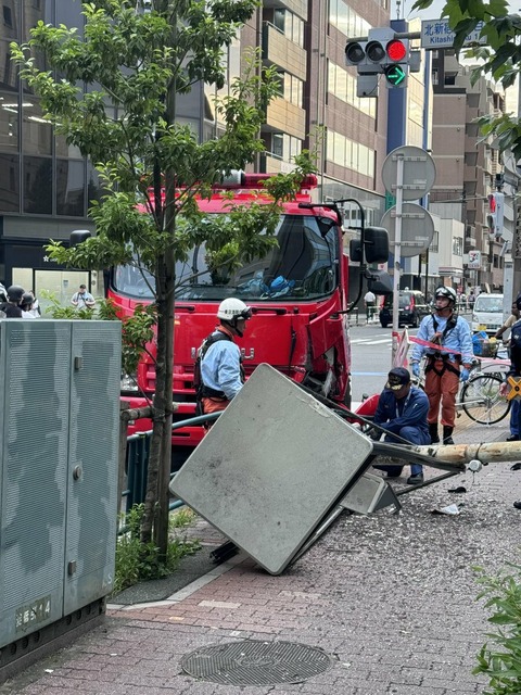 8IcZElNVkDuazFvg_laCjeNwklV9