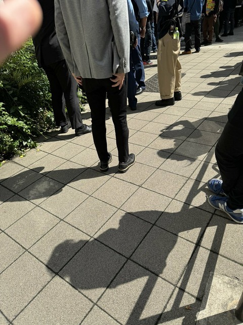 q2IVoz1-5uVxIfewUByx