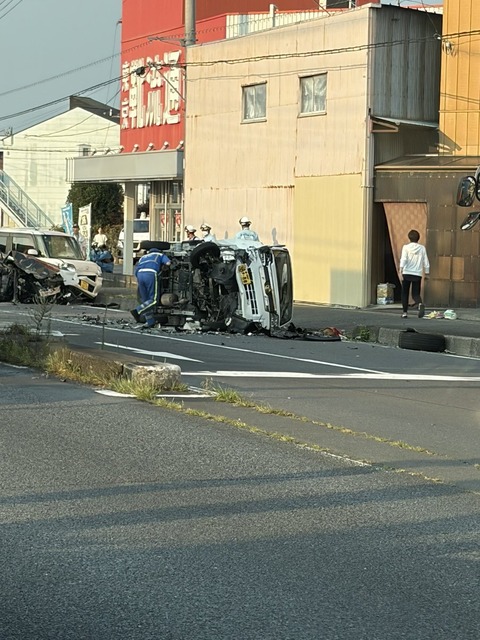 fDQ==