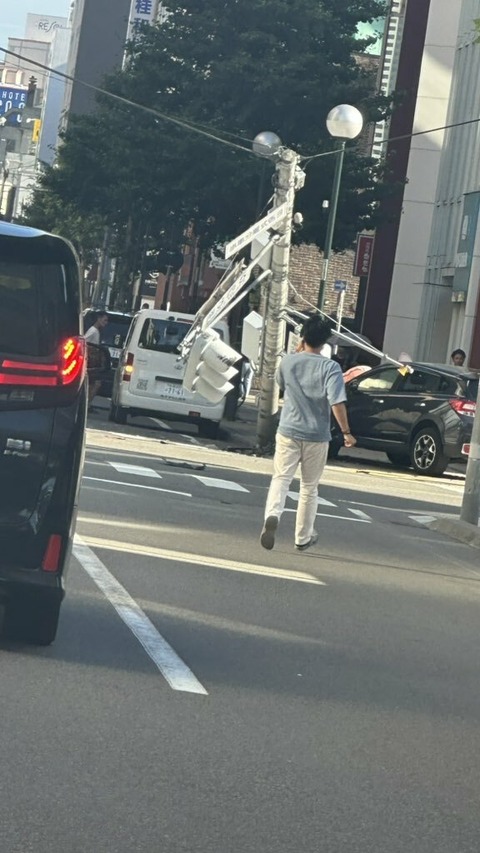 LzO77iYq5kd7Ik-hW3uUADBb9BK